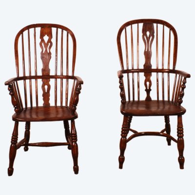 Coppia di poltrone Windsor inglesi del XIX secolo