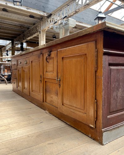 Comptoir de bar avec arrière bar début XXe