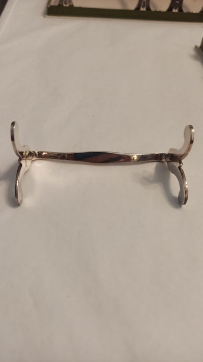12 Christofle knife rests