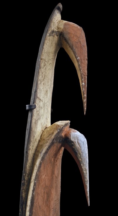 Garra mask, crochet mask, tribal art, Oceanic art, Papua New Guinea, sculpture, 105 cm
