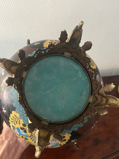 Cloisonné enamel and gilt bronze flowerpot, 19th century