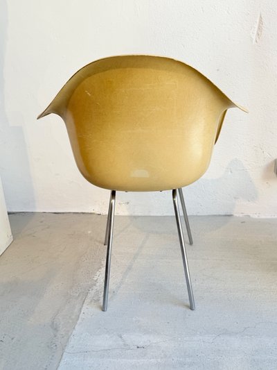 Charles & Ray Eames  Paire de fauteuils vintage modèle Dax