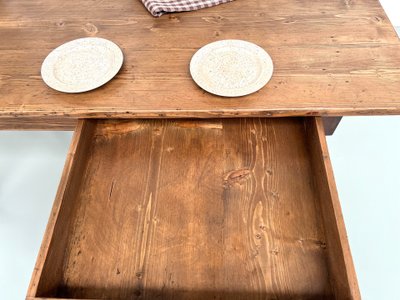 Small pine farmhouse table with turned legs