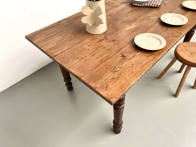 Small pine farmhouse table with turned legs