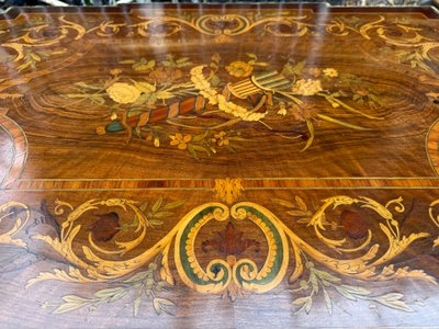 Louis XVI style pedestal table / center table, Napoleon III period in marquetry