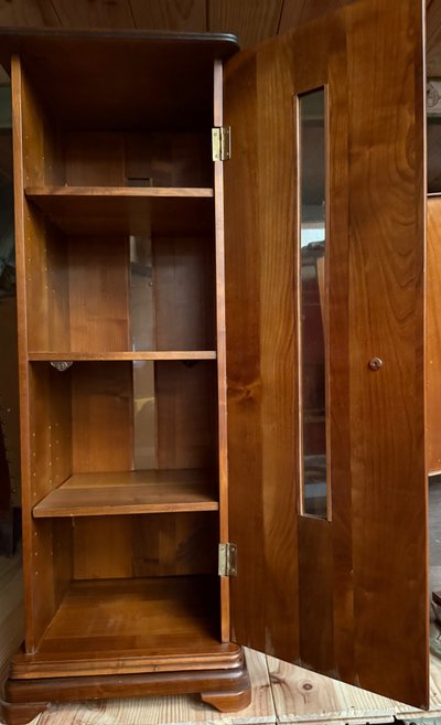 Revolving library