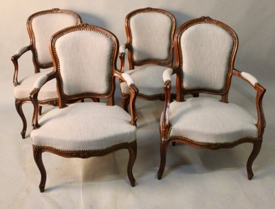 Ensemble de 4 fauteuils Cabriolet Louis XV