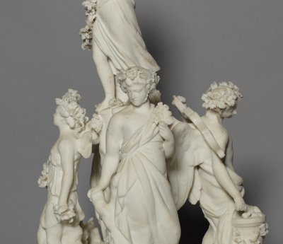 Allegorical group in biscuit - Paris, circa 1800