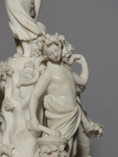 Allegorical group in biscuit - Paris, circa 1800