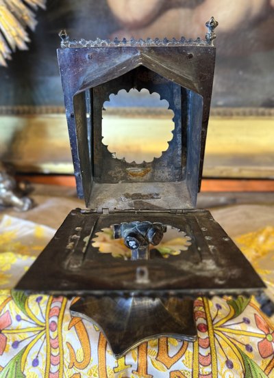 Monstrance Gothic reliquary in engraved bronze - 16th century