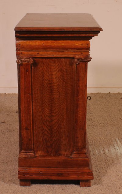 tabernacle en chêne d'époque renaissance