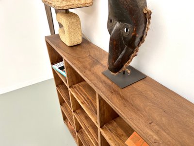 Meuble de métier ancien à 24 casiers