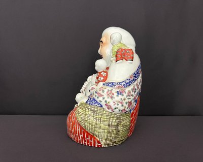 Laughing Buddha with Five Children – Chinese porcelain, famille rose