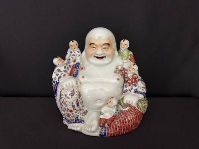 Laughing Buddha with Five Children – Chinese porcelain, famille rose