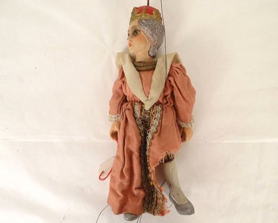 Ensemble 14 marionnettes tchèques à tringles Diable Roi Reine Magicien XIXè