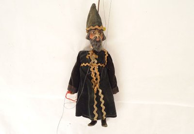 Ensemble 14 marionnettes tchèques à tringles Diable Roi Reine Magicien XIXè