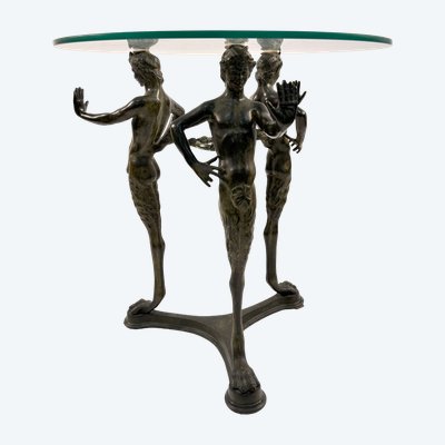 Table basse avec piétement tripode en bronze, XXe siècle