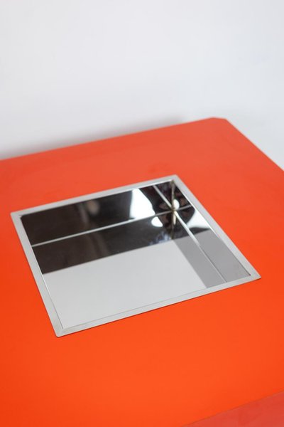 Willy Rizzo. Lacquered coffee table forming a bar. 1970s. LS64841359O