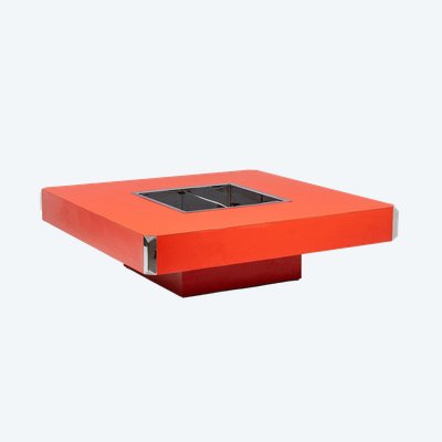 Willy Rizzo. Lacquered coffee table forming a bar. 1970s. LS64841359O