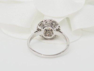 Antiker Ring aus Platin und Diamanten