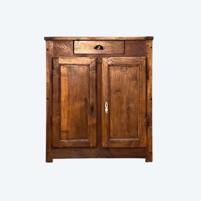Nussbaumschrank 1800