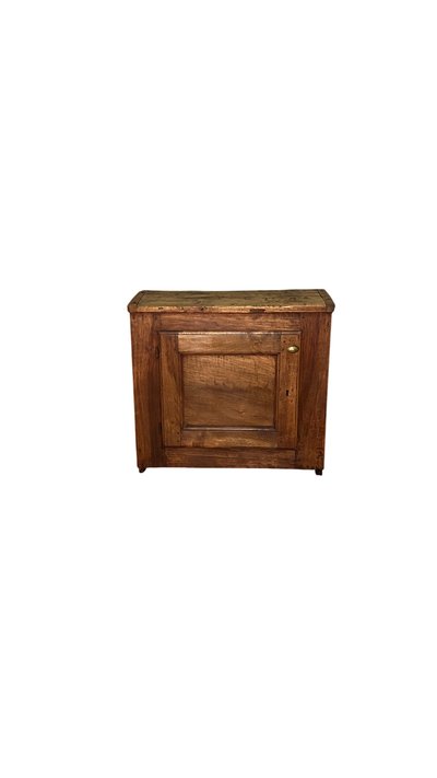 Mobiletto in noce 1800