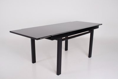Table Brutaliste Noire à Allonge