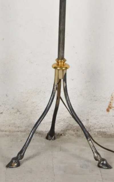 Maison RAMSAY Tripod reading lamp in silver and gold metal, fluted shaft, sabot feet