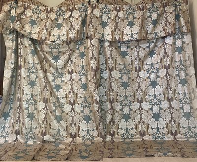 Pair of Art Deco curtains with valance Silver flowers 