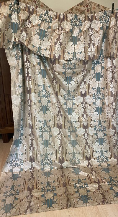 Pair of Art Deco curtains with valance Silver flowers 