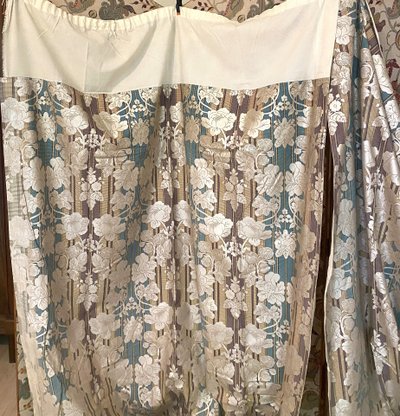 Pair of Art Deco curtains with valance Silver flowers 