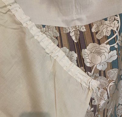Pair of Art Deco curtains with valance Silver flowers 