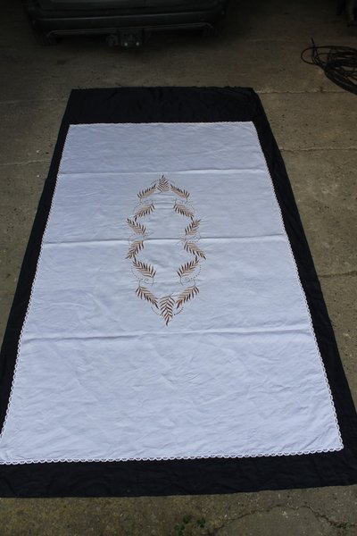 Embroidered tablecloth with fern decoration, size: 235 x 135 cm, perfect condition