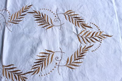 Embroidered tablecloth with fern decoration, size: 235 x 135 cm, perfect condition