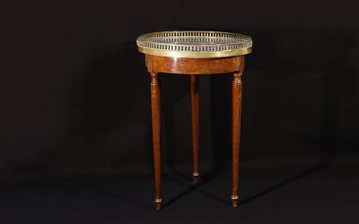 Small table / bouillotte table  Mahogany