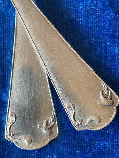 Children's cutlery/desserts.