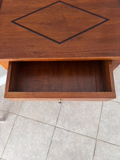 Petit meuble d'appoint