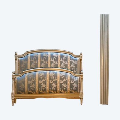 Lit capitonné de style Louis XVI en bois beige 