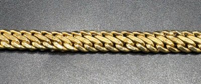 COLLIER OR