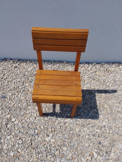 Sedia antica per bambini - periodo vintage