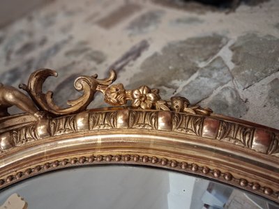 Specchiera ovale con putti XIX secolo 124 x 81