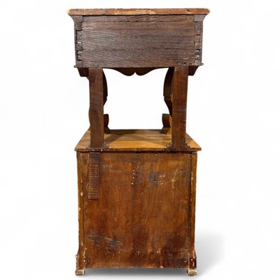 Élégante table de chevet en forme de virgule de la fin du XIXe siècle
