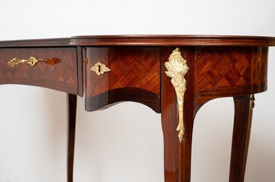 Bureau ancien restauré, France, XIXe siècle.