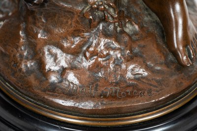 Scultura antica in bronzo firmata "Math Moreau", Francia, XIX secolo.