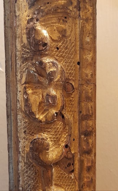 Cadre ancien  bois doré époque LXIV à  la Bérain