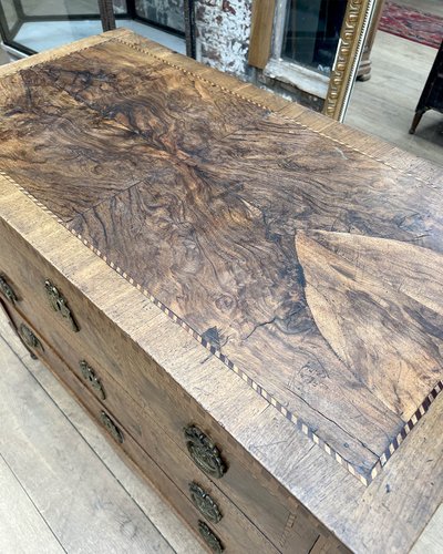 Commode de style Louis XVI