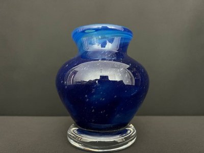 Daum France - Blue pâte de verre vase, with original box