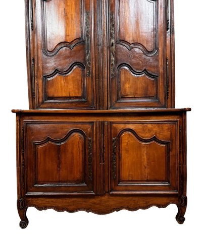 Louis XV-style two-piece buffet in cherry and walnut circa 1880-1900