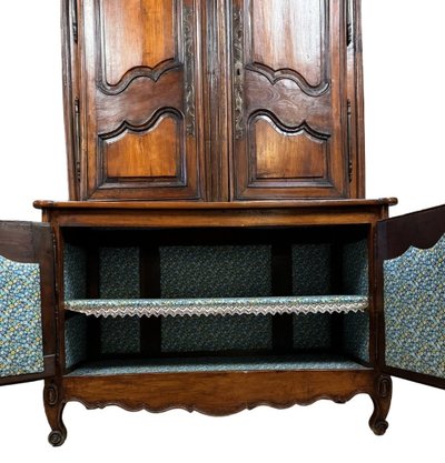 Louis XV-style two-piece buffet in cherry and walnut circa 1880-1900