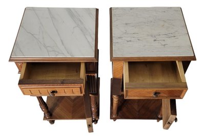 fausse paires de chevets de style Louis XVI en noyer